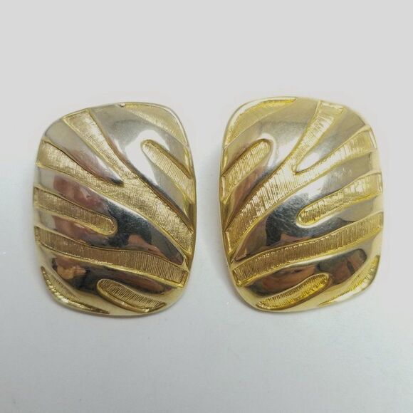 Vintage Retro Gold Tone Stud Earrings, Zig Zag Rectangle Design, 80s Style - Picture 6 of 6